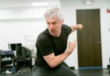 Using Shakespeare to Ease the Trauma of war