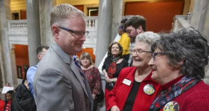 Lawmakers Override Bevin’s Veto of Mental Health Law
