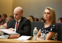 Trial Over Suicide and Texting Lays Bare Pain of 2 Teenagers