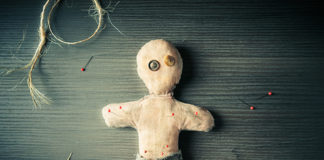 Does a Psychiatric Diagnosis Have the Impact of a Medical Curse? diagnosis curse