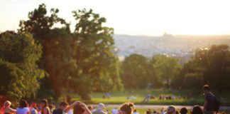 Experts Stress Importance of Social Networks for Psychosis and Bipolar Interventions