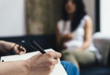 Psychotherapists Offering Free Sessions to People With Brexit-related Anxieties