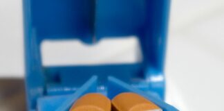 Hyperbolic Tapering off Antidepressants Limits Withdrawal