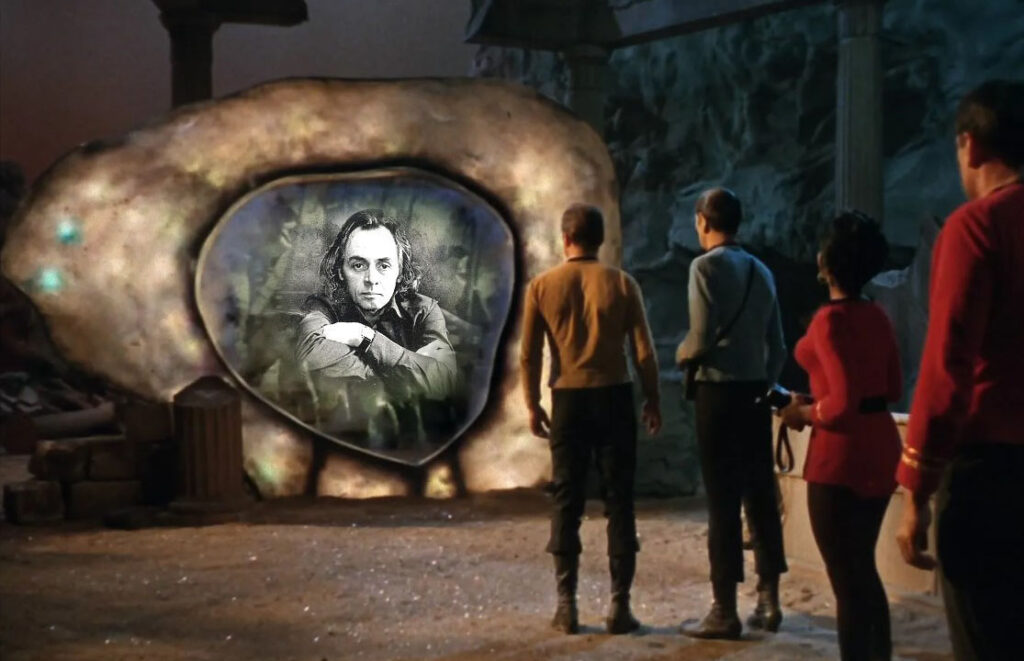 The Guardian of Forever from TOS, with an image of R. D. Laing at its center.