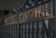 Most NYC Public Hospitals Deny Psych Patients Time Outside, Lawyers Say