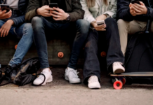 Teens feel less emotional support than their parents think they do, new report shows
