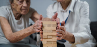Antidepressants in Dementia Patients Increase Risk of Death and Fractures