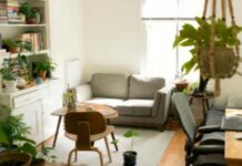 The Poetics of Psychotherapy: Why Clinicians Need the Psychological Humanities